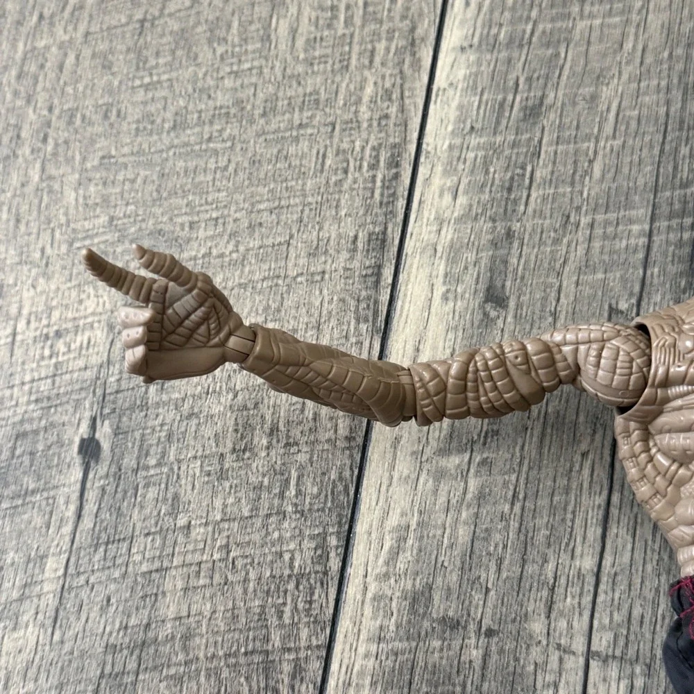 Vintage 1998 Mattel Max Steel Extensible Neck Mutant Action Figure Brown Black